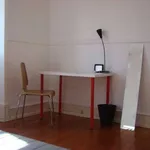 Rent a room in lisbon