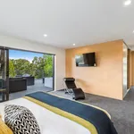 Rent 6 bedroom house in Auckland