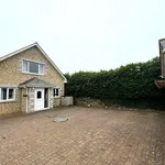 Rent 4 bedroom flat in South West England