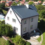 Pronajměte si 8 ložnic/e dům o rozloze 370 m² v Dobříš