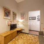 Rent 1 bedroom apartment of 60 m² in Florence