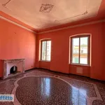 Rent 6 bedroom apartment of 180 m² in Genoa