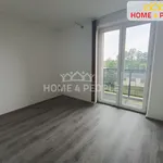 Pronajměte si 3 ložnic/e byt o rozloze 66 m² v Nová Ves