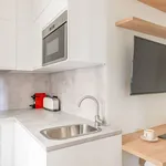 Rent 1 bedroom apartment of 22 m² in Madrid