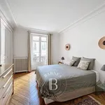 Appartement de 84 m² avec 3 chambre(s) en location à Paris