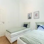 Miete 3 Schlafzimmer wohnung von 65 m² in Berlin