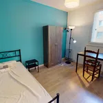 Appartement de 10 m² avec 5 chambre(s) en location à Reims