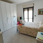 Rent 4 bedroom apartment of 98 m² in Manoppello