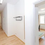 Miete 6 Schlafzimmer wohnung in Berlin