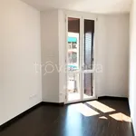 Rent 3 bedroom apartment of 90 m² in Milano