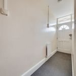 Rent 5 bedroom flat in South East England