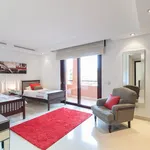 Alquilo 2 dormitorio apartamento de 171 m² en Puerto Banús