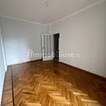 Rent 4 bedroom apartment of 140 m² in Turin