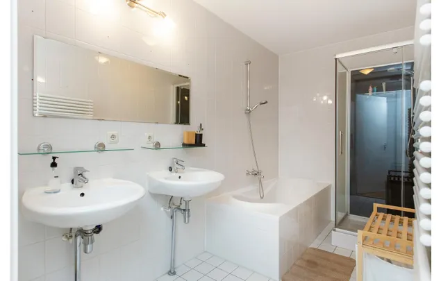 Huur 2 slaapkamer appartement van 83 m² in Utrecht