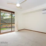 Rent 4 bedroom house in Mitchelton