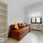 Rent 3 bedroom apartment of 90 m² in Milan