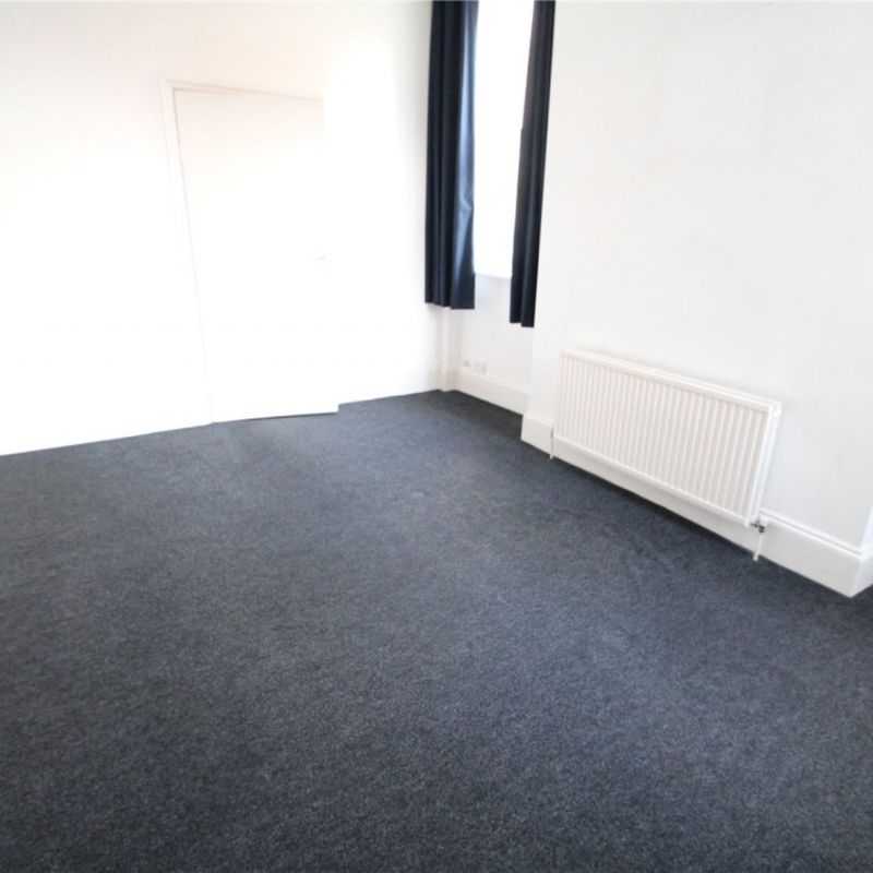 2 bed Flat/Apartment Under Offer Alexandra Grove, Finchley £1,625 PCM Fees Apply Havering-atte-Bower