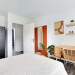 Rent a room in paris