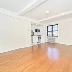 Rent 1 bedroom apartment in Manhattan