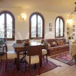 Rent 6 bedroom apartment of 180 m² in Assisi