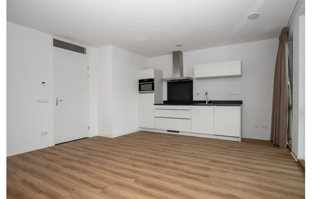 Huur 2 slaapkamer appartement van 62 m² in Almere