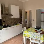 Affitto 4 camera appartamento di 65 m² in Reggio di Calabria