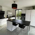 Rent 5 bedroom house of 173 m² in Aix-en-Provence