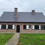 Maison de 214 m² avec 5 chambre(s) en location à Deinze