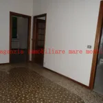 Rent 4 bedroom apartment of 90 m² in Savona