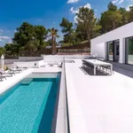 Rent 5 bedroom house in Ibiza