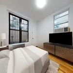 Rent 2 bedroom apartment in Manhattan