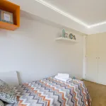 Rent 2 bedroom apartment of 120 m² in Matosinhos