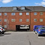 Property to rent in Chilton Place, Park Street, Aylesbury HP20