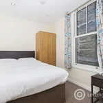 Rent 2 bedroom flat in Aberdeen