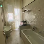 Rent 5 bedroom apartment of 100 m² in Lucca