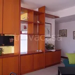 Rent 2 bedroom apartment of 75 m² in Bollate