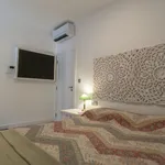 Rent 1 bedroom apartment in Porto