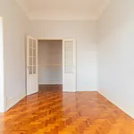 Rent 3 bedroom apartment of 180 m² in Lisbon