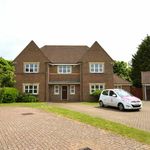 Rent 5 bedroom house in South East England