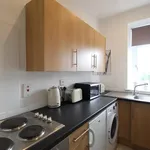 Rent 2 bedroom flat in Aberdeen