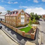 Rent 2 bedroom flat in Reigate and Banstead