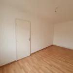 Appartement de 80 m² avec 4 chambre(s) en location à Petite