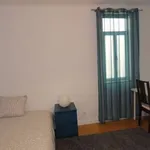 Rent a room in lisbon