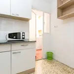 Rent a room of 130 m² in granada