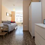 Rent 5 bedroom apartment in Valencia