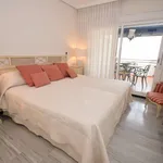 Rent 2 bedroom apartment of 104 m² in Puerto Banús