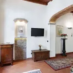 Rent 2 bedroom apartment of 70 m² in florence