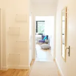 Rent 1 bedroom apartment of 30 m² in Düsseldorf