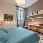 Rent 1 bedroom apartment of 60 m² in Florence