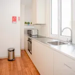 Rent 7 bedroom apartment of 115 m² in Porto